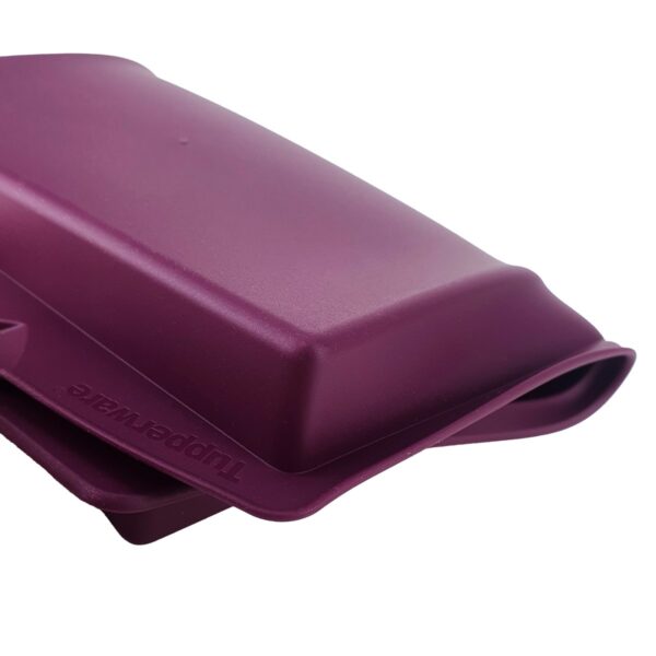 Tupperware Forma de Silicone Retangular Roxa - Image 5